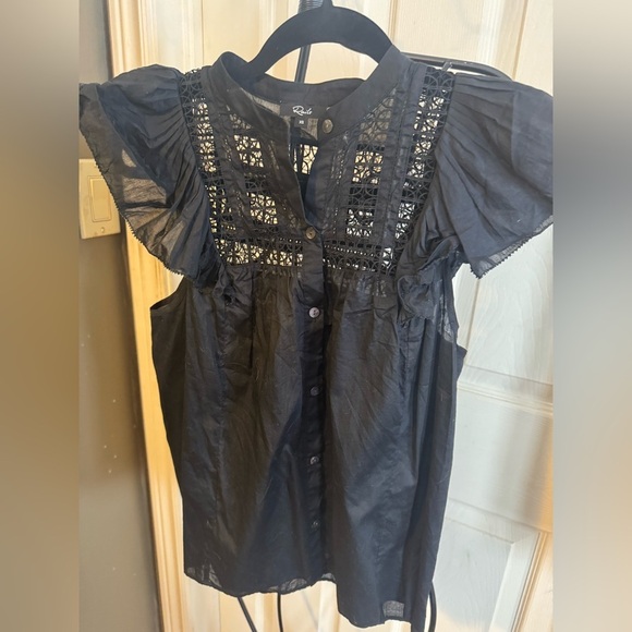 Rails
Louella Lace Inset Shirt NWOT - Picture 6 of 9